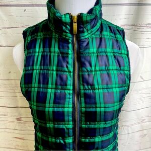 Vineyard vines, tartan vest size extra small XS